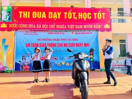 CHI ĐOÀN – LIÊN ĐỘI KỲ LỢI ĐẨY MẠNH TUYÊN TRUYỀN ATGT, GIÁO DỤC PHÁP LUẬT CHO HỌC SINH ĐẦU NĂM HỌC