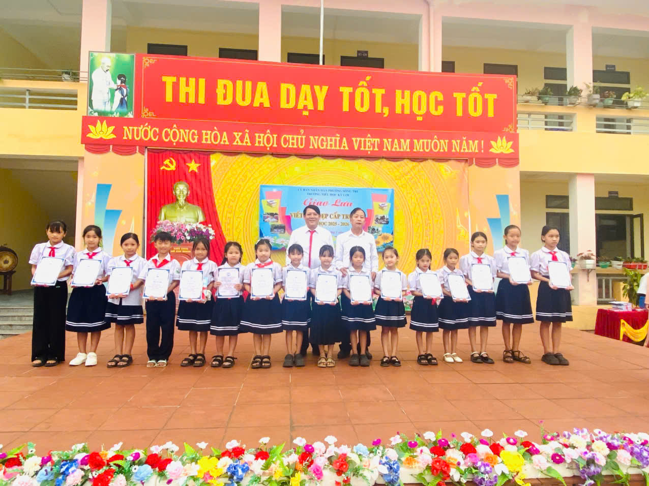 z7664596567906 f4f0d9a7951c22d2a35b89fd6c5d5408