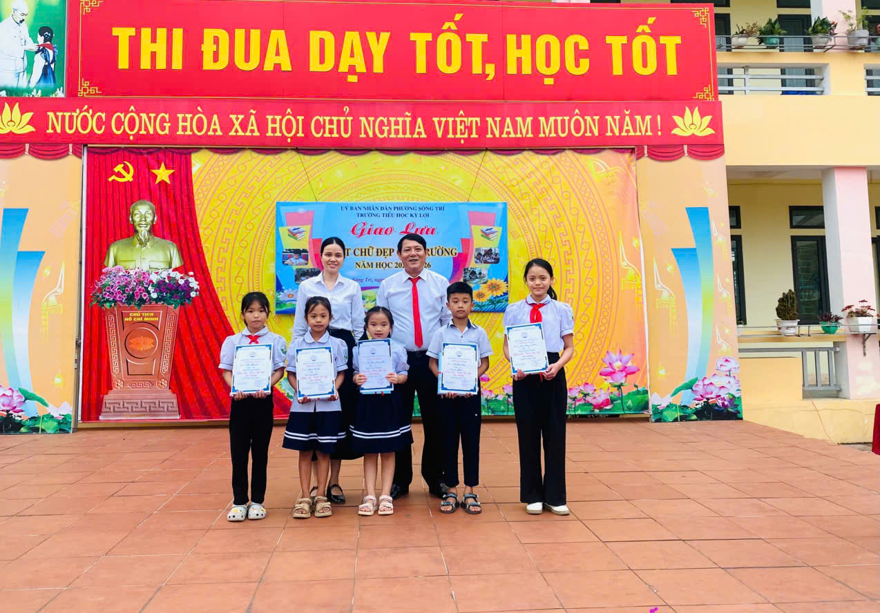 z7664596577149 f8aed01ca76acf631e82e49c5ab134c1